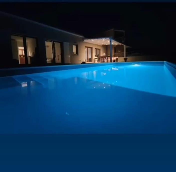 Villa Theoma 카스텔누보디마르가 외부 사진