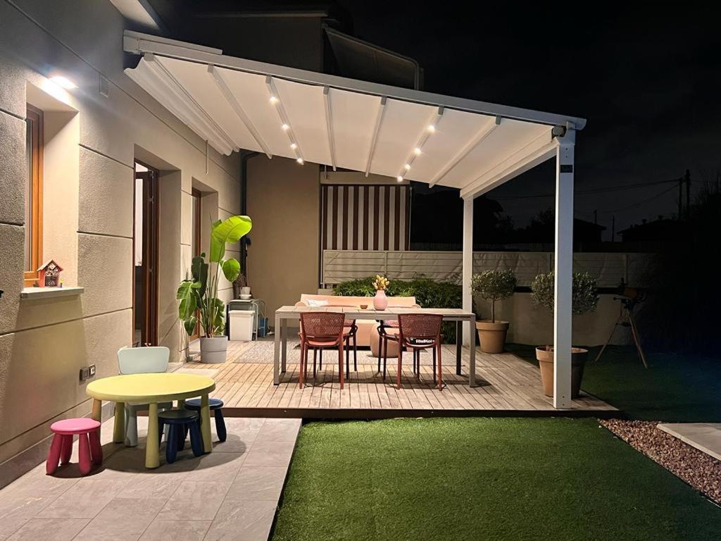 Villa Theoma 카스텔누보디마르가 외부 사진